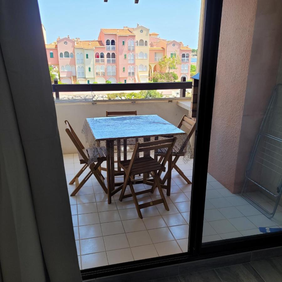 Superbe Appartement Avec Piscine Le Barcares Exterior photo